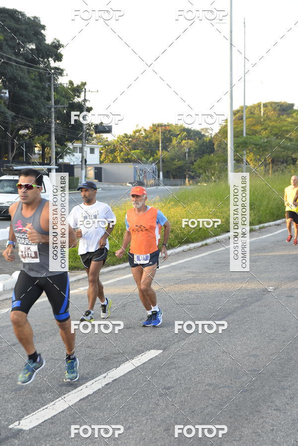 Compra tus fotos del eventoArnold Run 8k En Fotop