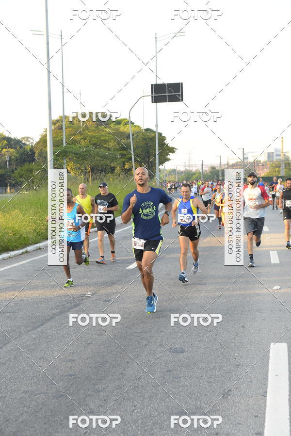 Compra tus fotos del eventoArnold Run 8k En Fotop