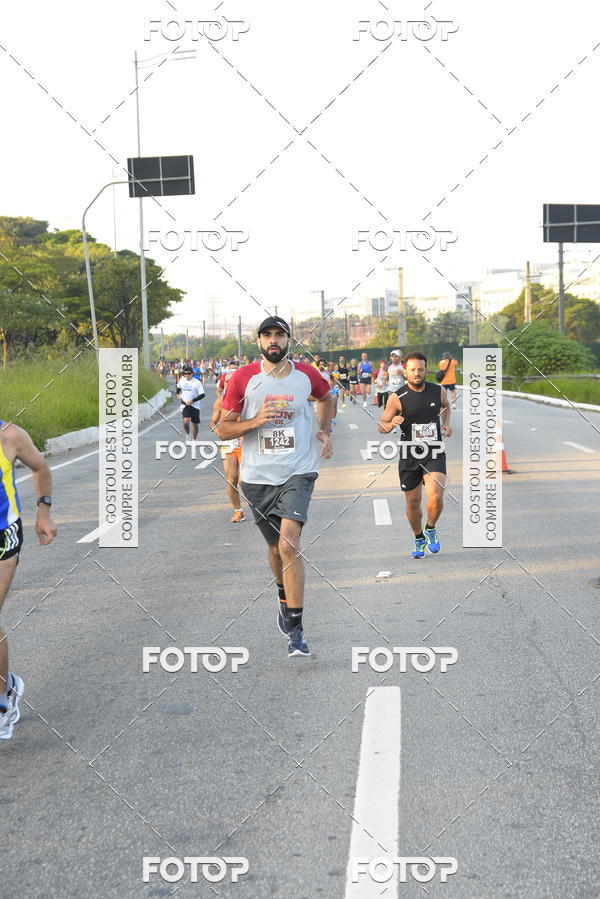 Compra tus fotos del eventoArnold Run 8k En Fotop