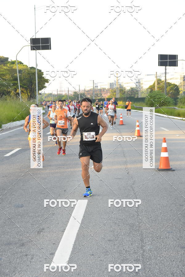 Compra tus fotos del eventoArnold Run 8k En Fotop