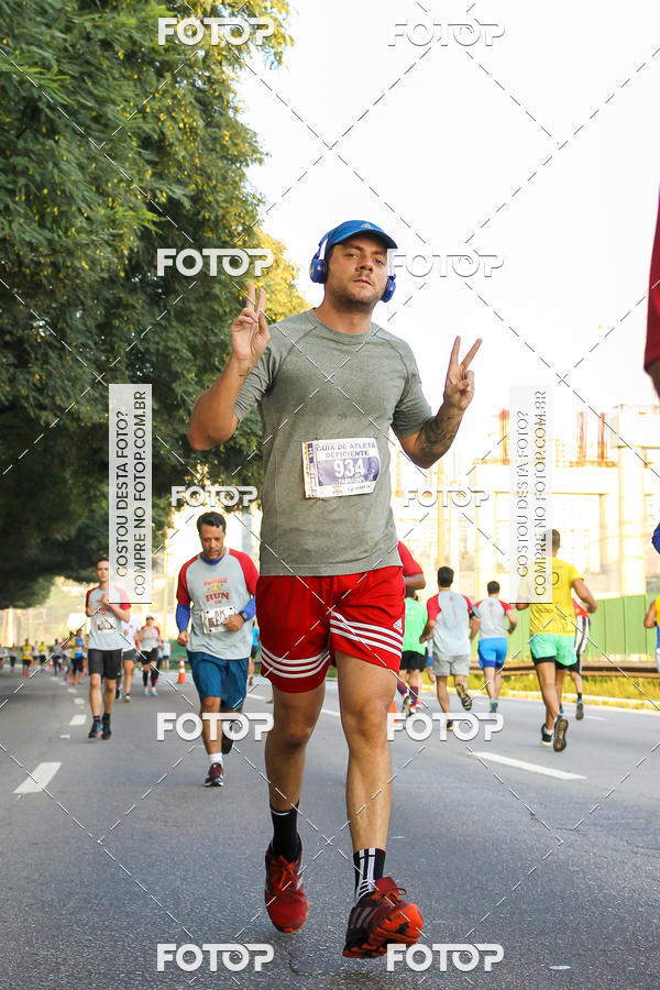 Buy your photos of the eventArnold Run 8k on Fotop