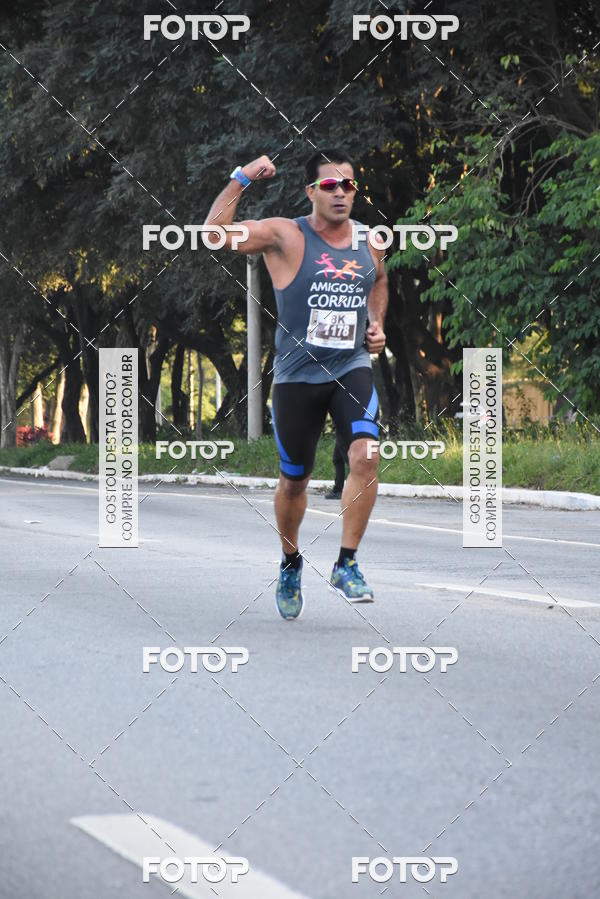 Buy your photos of the eventArnold Run 8k on Fotop