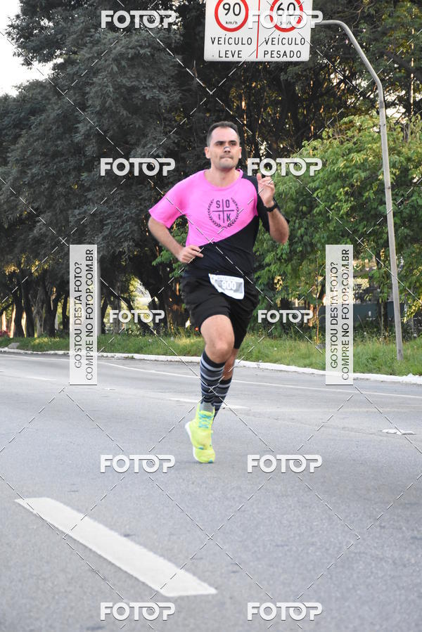 Buy your photos of the eventArnold Run 8k on Fotop