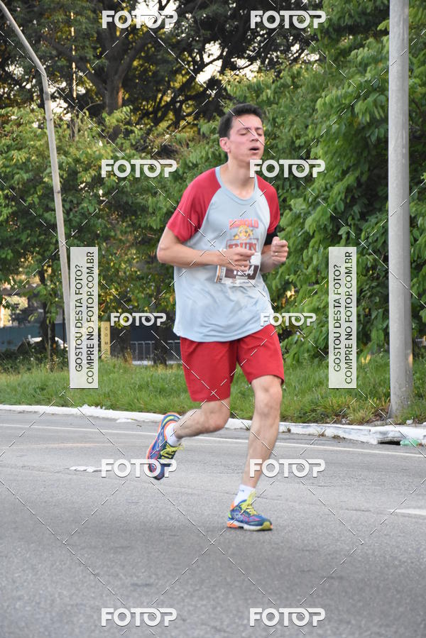 Buy your photos of the eventArnold Run 8k on Fotop