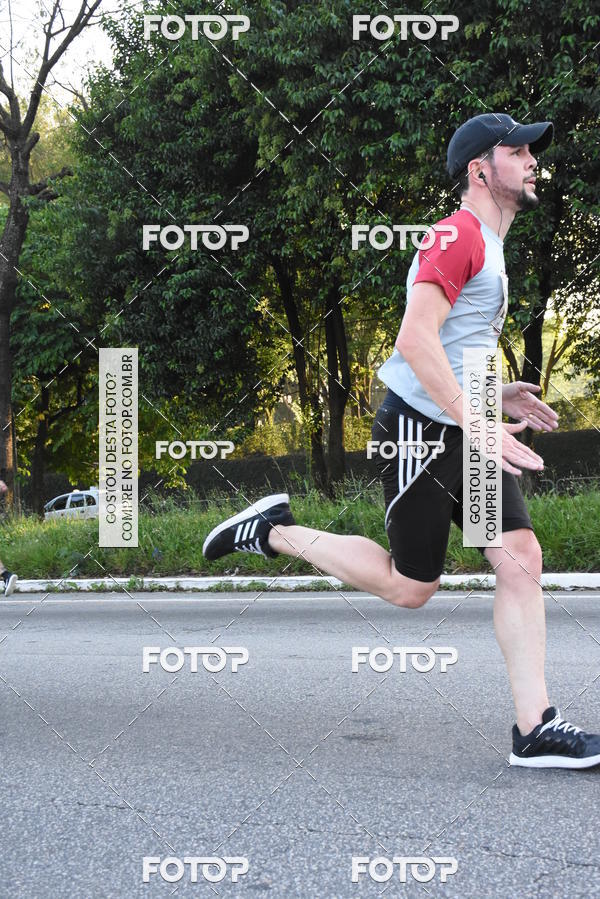 Buy your photos of the eventArnold Run 8k on Fotop