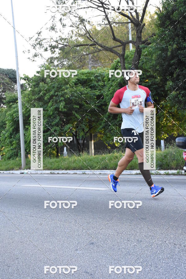 Buy your photos of the eventArnold Run 8k on Fotop