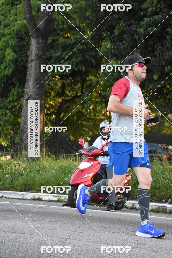 Buy your photos of the eventArnold Run 8k on Fotop