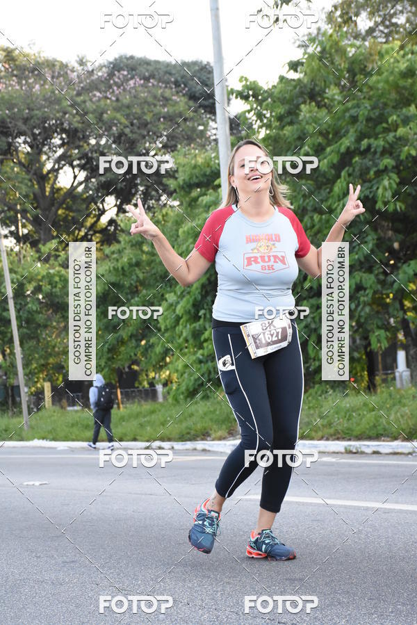 Compre suas fotos do eventoArnold Run 8k no Fotop
