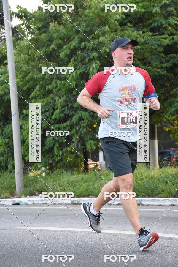 Buy your photos of the eventArnold Run 8k on Fotop