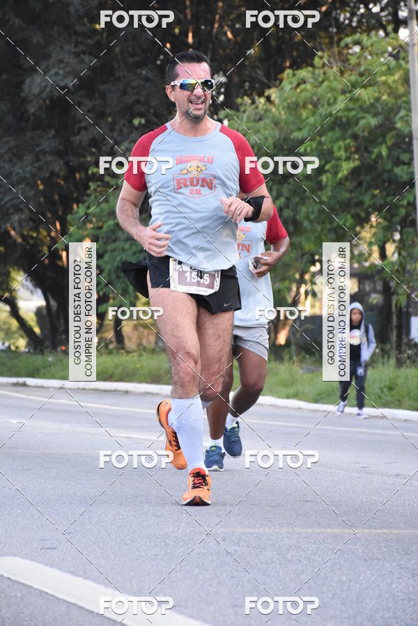 Buy your photos of the eventArnold Run 8k on Fotop