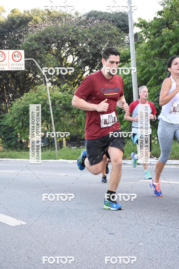 Buy your photos of the eventArnold Run 8k on Fotop