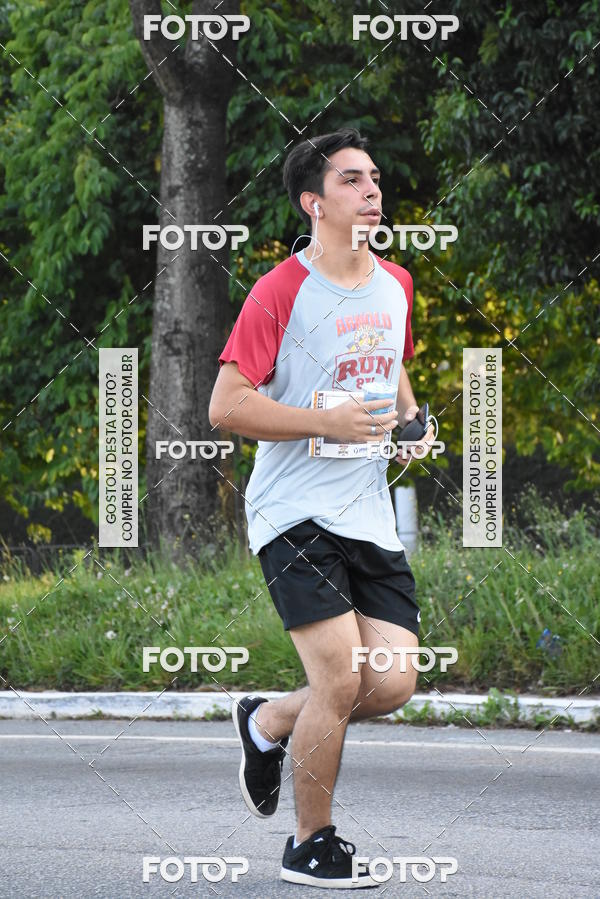 Buy your photos of the eventArnold Run 8k on Fotop