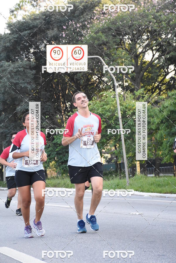 Buy your photos of the eventArnold Run 8k on Fotop