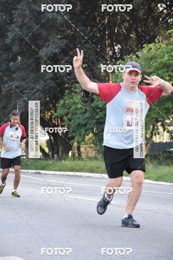 Buy your photos of the eventArnold Run 8k on Fotop