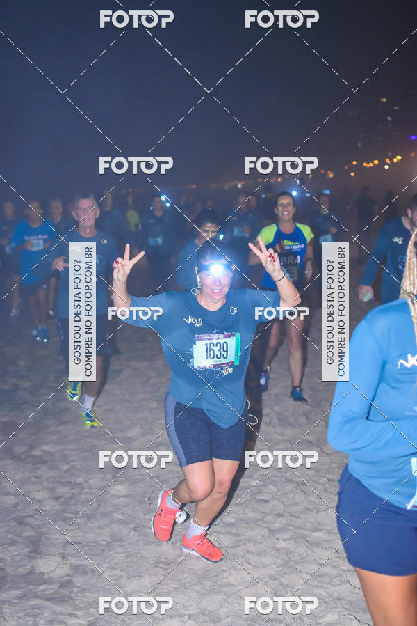 Compra tus fotos del eventoNight Run - Etapa Nitro RJ En Fotop