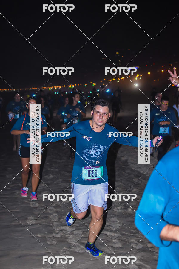 Compra tus fotos del eventoNight Run - Etapa Nitro RJ En Fotop
