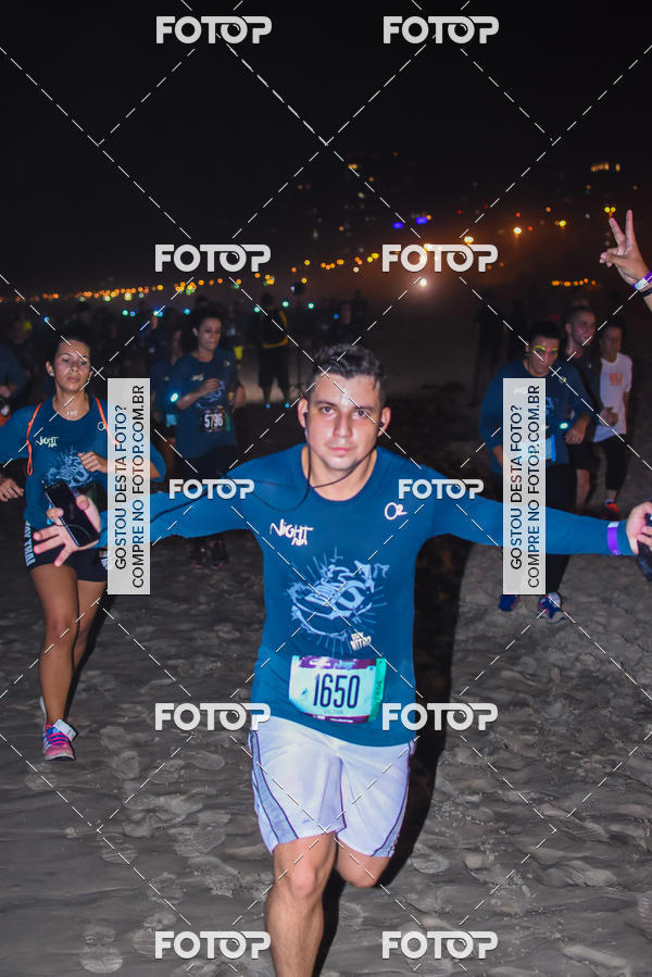 Compra tus fotos del eventoNight Run - Etapa Nitro RJ En Fotop