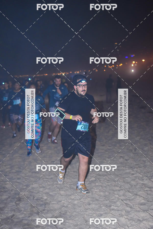 Compra tus fotos del eventoNight Run - Etapa Nitro RJ En Fotop