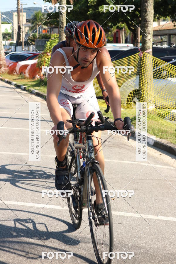 Buy your photos of the event12 Circuito de Sprint Triathlon Santa Ceclia - 1 Etapa on Fotop