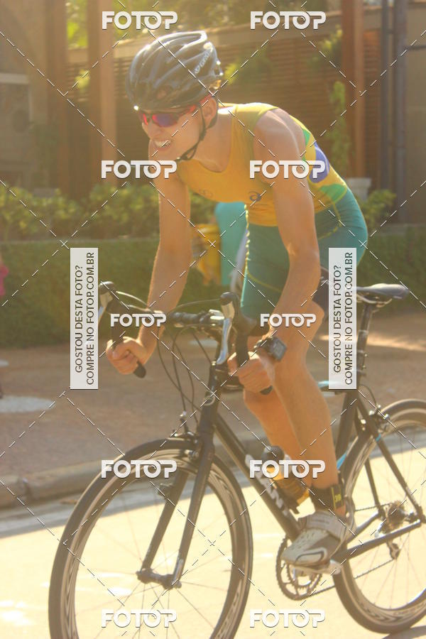 Buy your photos of the event12 Circuito de Sprint Triathlon Santa Ceclia - 1 Etapa on Fotop