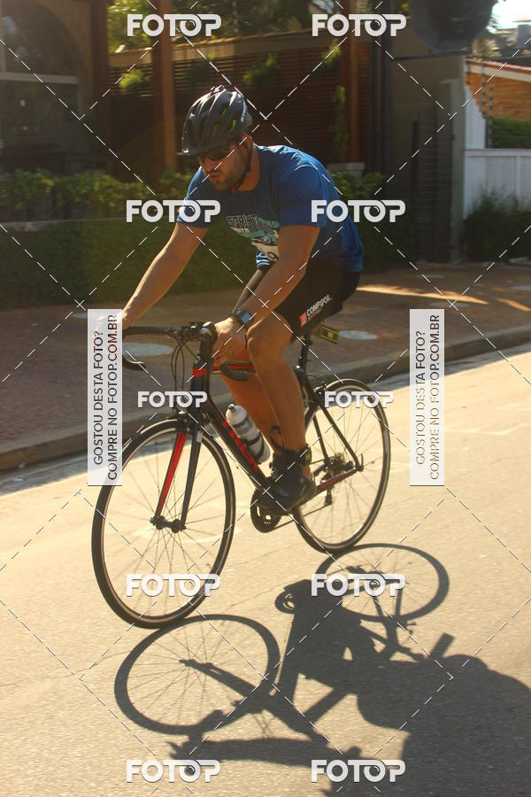 Buy your photos of the event12 Circuito de Sprint Triathlon Santa Ceclia - 1 Etapa on Fotop