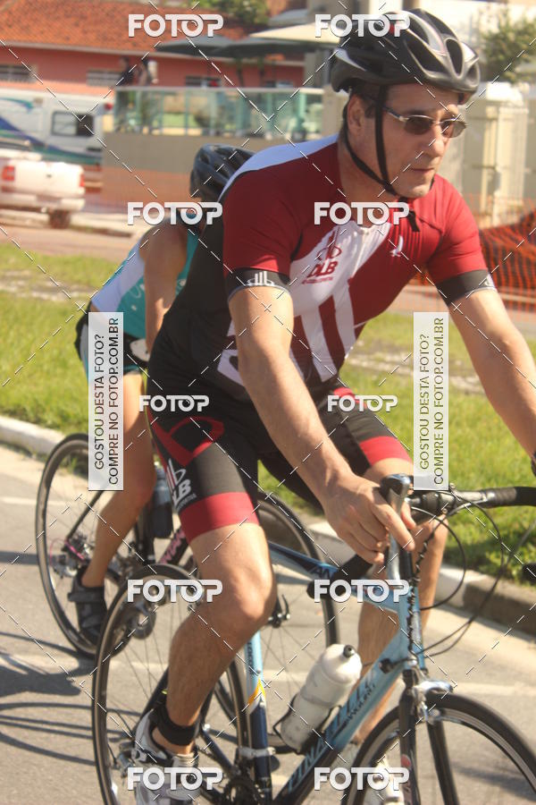 Buy your photos of the event12 Circuito de Sprint Triathlon Santa Ceclia - 1 Etapa on Fotop