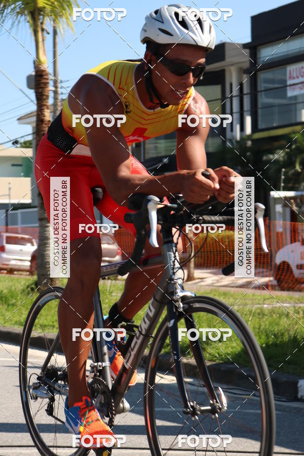 Buy your photos of the event12 Circuito de Sprint Triathlon Santa Ceclia - 1 Etapa on Fotop