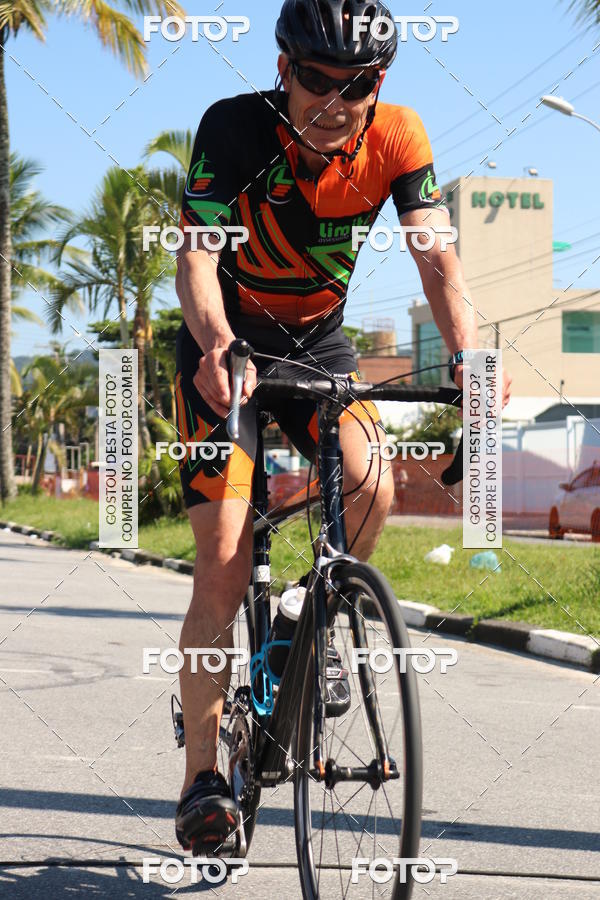Buy your photos of the event12 Circuito de Sprint Triathlon Santa Ceclia - 1 Etapa on Fotop