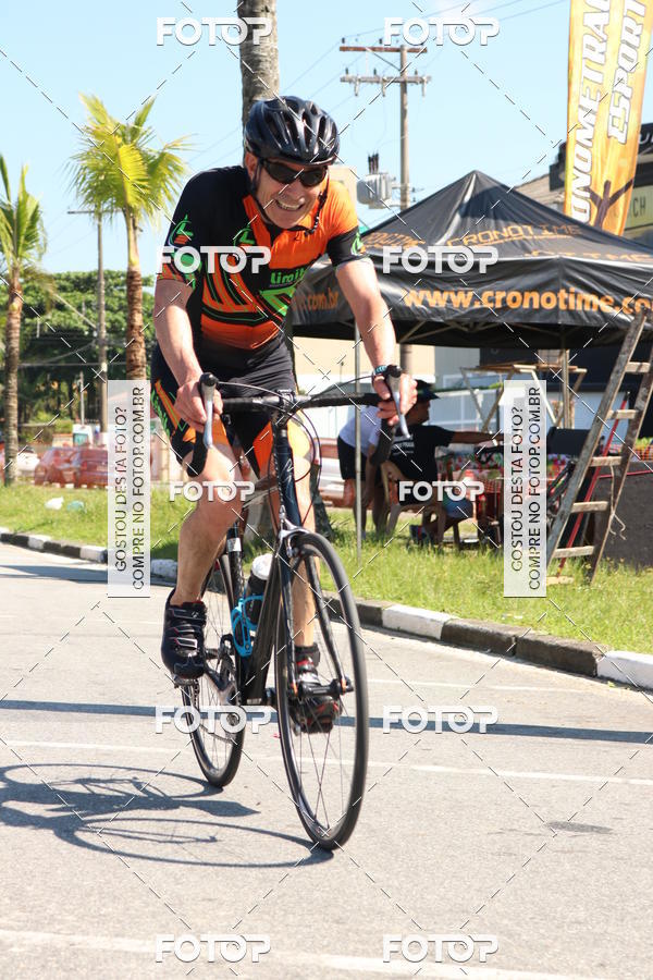 Buy your photos of the event12 Circuito de Sprint Triathlon Santa Ceclia - 1 Etapa on Fotop