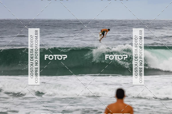 Buy your photos of the eventSURF SESSION MARESIAS on Fotop