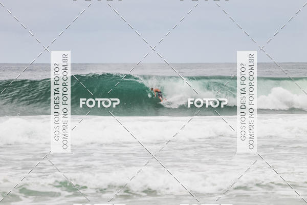 Buy your photos of the eventSURF SESSION MARESIAS on Fotop