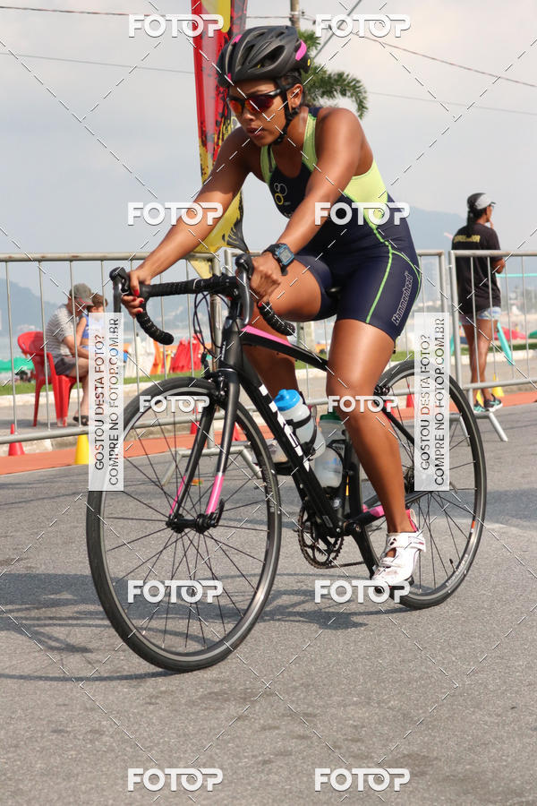 Buy your photos of the event12 Circuito de Sprint Triathlon Santa Ceclia - 2 Etapa on Fotop