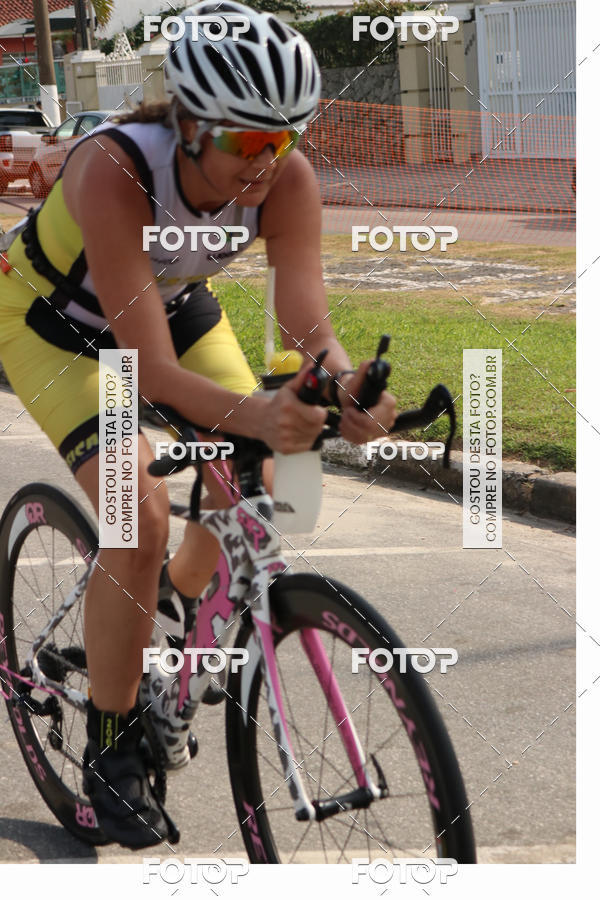 Buy your photos of the event12 Circuito de Sprint Triathlon Santa Ceclia - 2 Etapa on Fotop