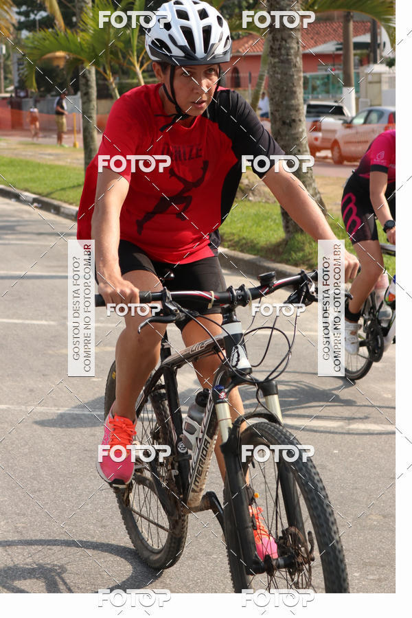 Buy your photos of the event12 Circuito de Sprint Triathlon Santa Ceclia - 2 Etapa on Fotop