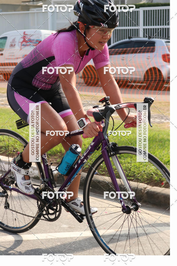 Buy your photos of the event12 Circuito de Sprint Triathlon Santa Ceclia - 2 Etapa on Fotop