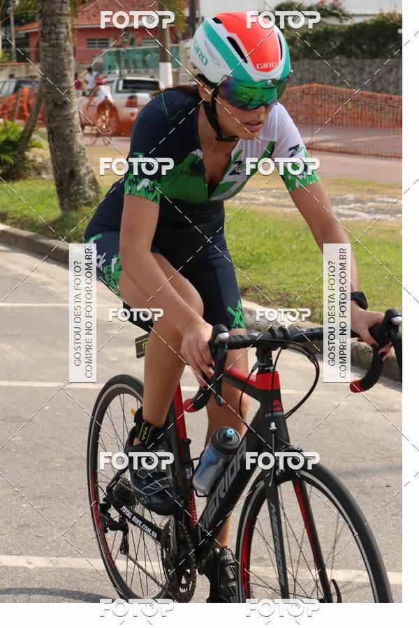 Buy your photos of the event12 Circuito de Sprint Triathlon Santa Ceclia - 2 Etapa on Fotop