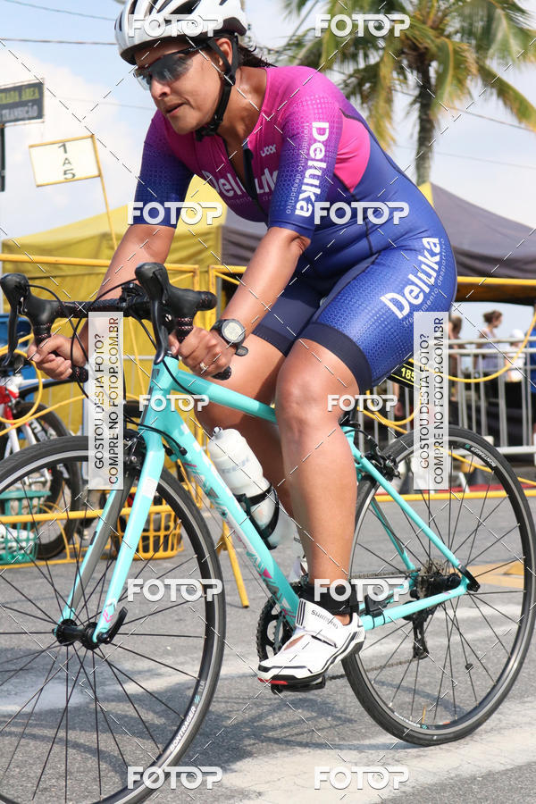 Buy your photos of the event12 Circuito de Sprint Triathlon Santa Ceclia - 2 Etapa on Fotop