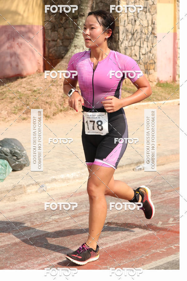Buy your photos of the event12 Circuito de Sprint Triathlon Santa Ceclia - 2 Etapa on Fotop