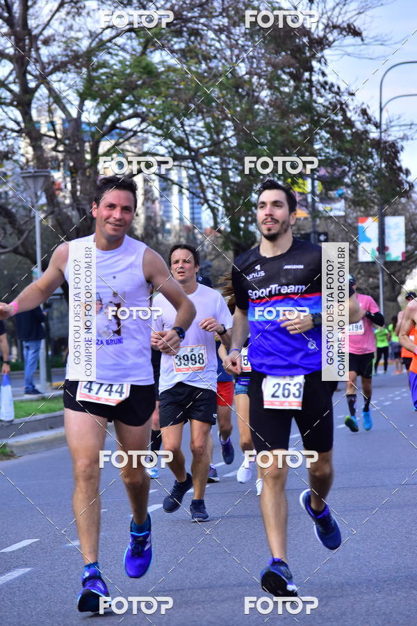 Buy your photos of the eventMaratona de Buenos Aires 2018 on Fotop
