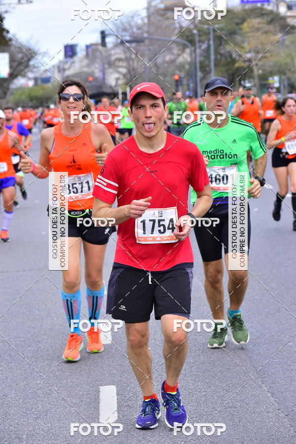 Buy your photos of the eventMaratona de Buenos Aires 2018 on Fotop