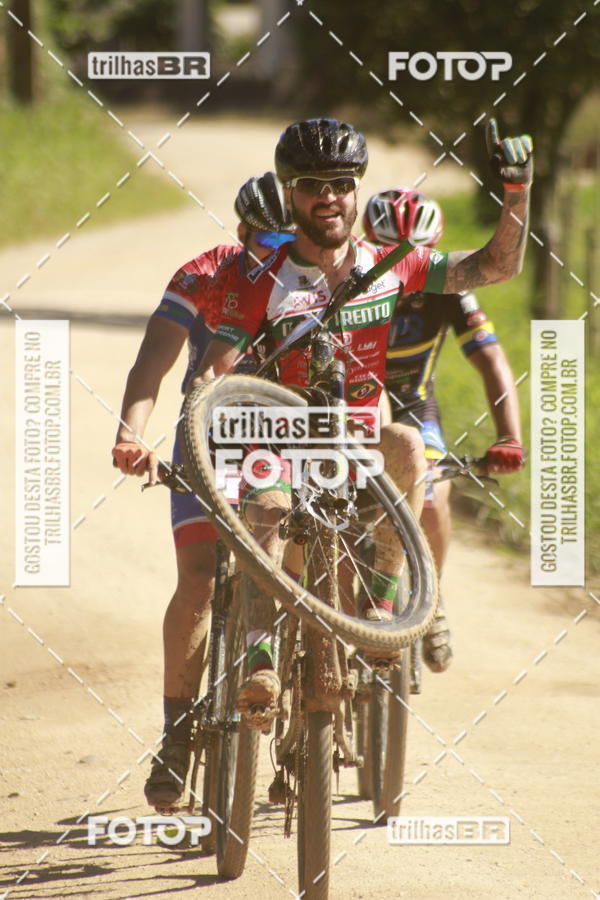 Buy your photos of the event7 VOLTA DO PINHEIRAL on Fotop
