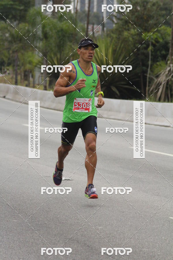 Buy your photos of the eventSantander Track & Field Run Series - JK Iguatemi II on Fotop