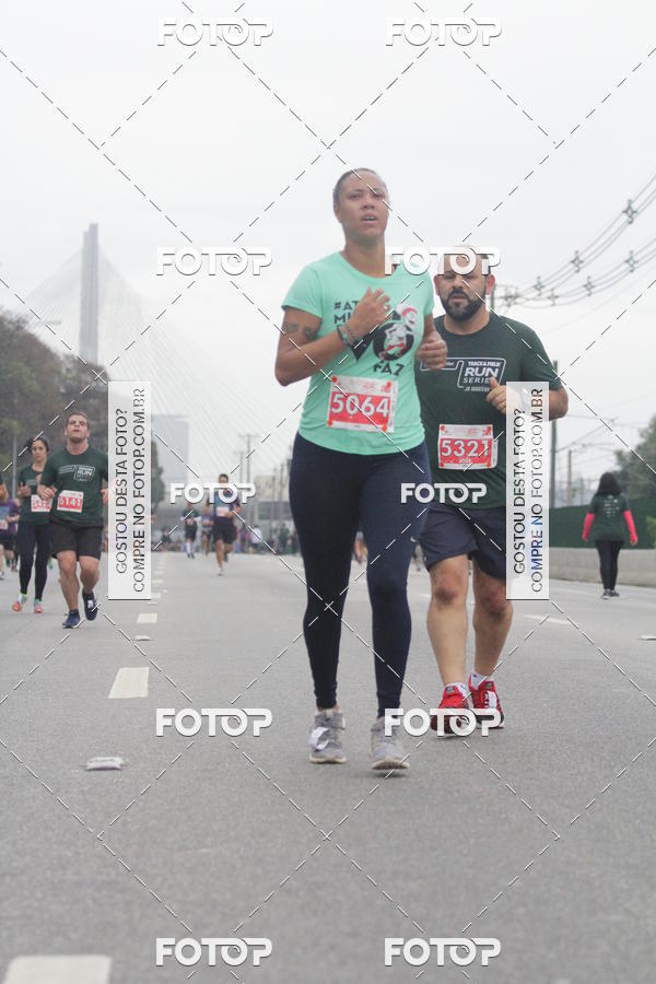Buy your photos of the eventSantander Track & Field Run Series - JK Iguatemi II on Fotop