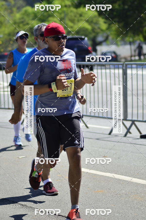 Buy your photos of the event26� Maratona P�o de A��car de Revezamento S�o Paulo on Fotop