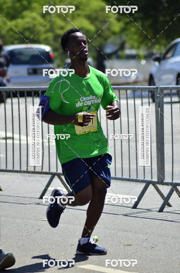 Buy your photos of the event26� Maratona P�o de A��car de Revezamento S�o Paulo on Fotop