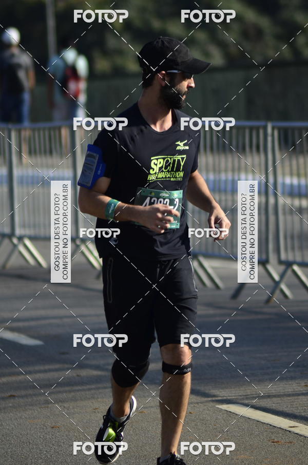 Compre suas fotos do evento26� Maratona P�o de A��car de Revezamento S�o Paulo no Fotop