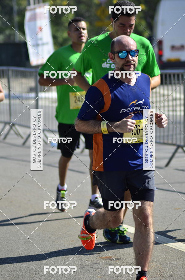 Buy your photos of the event26� Maratona P�o de A��car de Revezamento S�o Paulo on Fotop