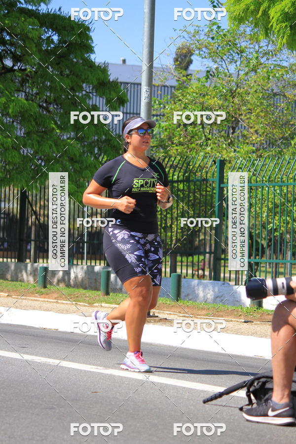 Buy your photos of the event26� Maratona P�o de A��car de Revezamento S�o Paulo on Fotop