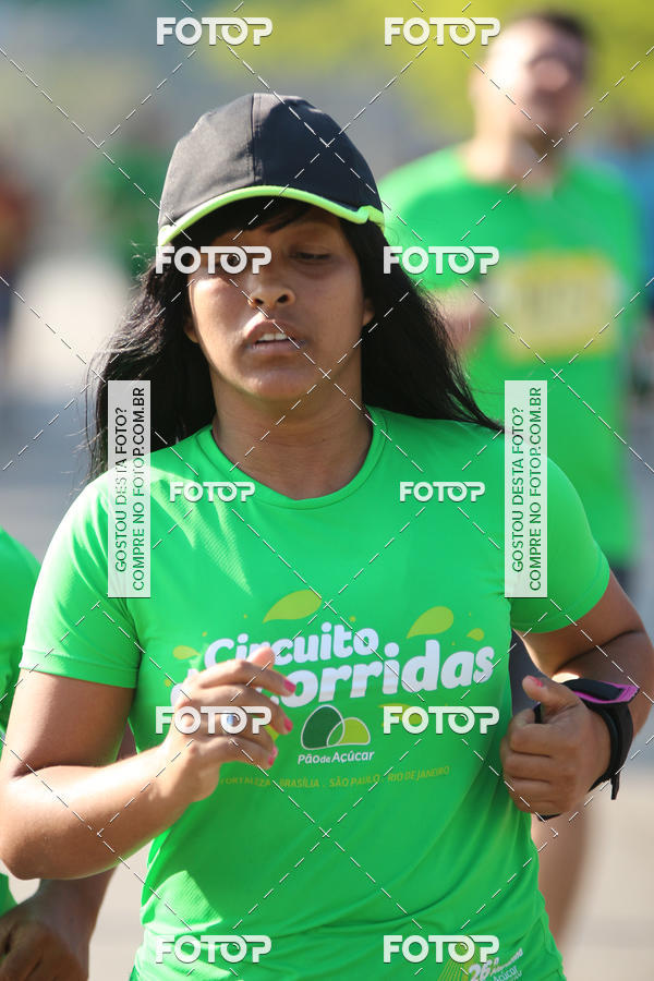 Buy your photos of the event26� Maratona P�o de A��car de Revezamento S�o Paulo on Fotop