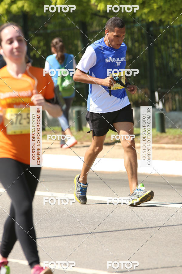 Buy your photos of the event26� Maratona P�o de A��car de Revezamento S�o Paulo on Fotop